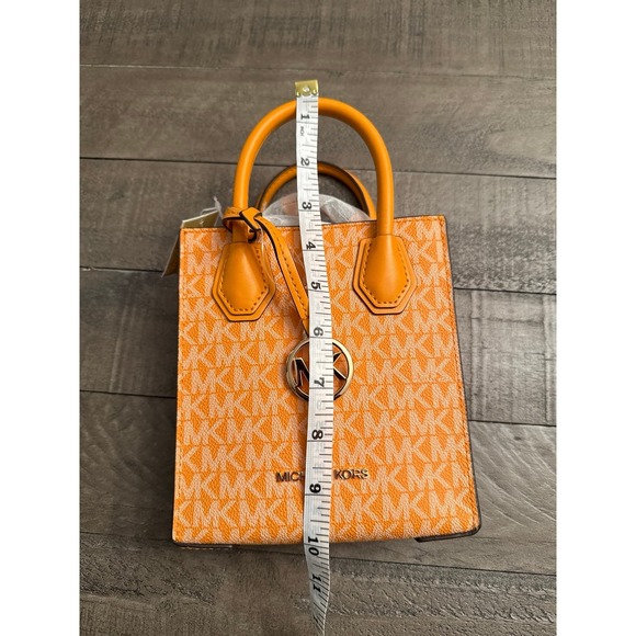 NWT Michael Kors Mercer XS Honeycomb Gold Signature PVC Shopper XBody - Picture 7 of 10